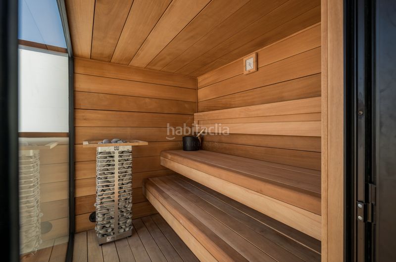 Foto f8cb28ae-60bb-49c1-8428-aa82e0071f6e. Àtic amb aparcament piscina a El Velerín Estepona