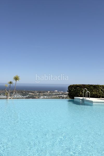 Foto 12d3121c-ce76-47ba-b6b2-b658c107f85a. Lloguer àtic amb calefacció aparcament piscina a Benahavís