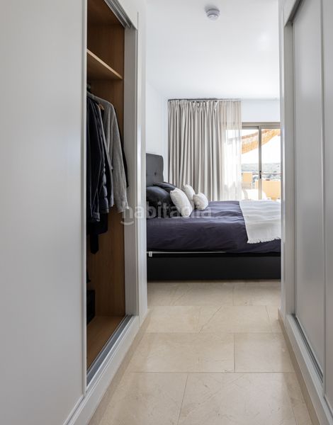 Foto 7ad429e7-2975-457c-820a-9be3667387ac. Lloguer àtic amb calefacció aparcament piscina a Benahavís