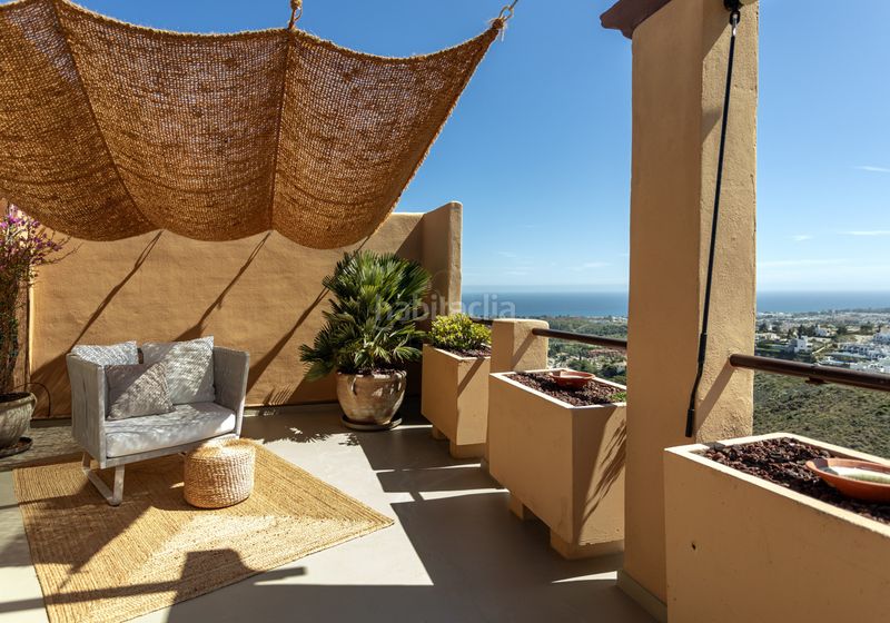 Foto 9a71ecfc-1edd-49f9-a70d-b2ed7337a772. Lloguer àtic amb calefacció aparcament piscina a Benahavís