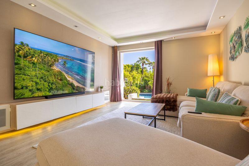 Foto 055f4c87-a8b5-4dfb-8adc-e41b0e1037c1. Lloguer casa amb aparcament piscina a Sierra Blanca Marbella