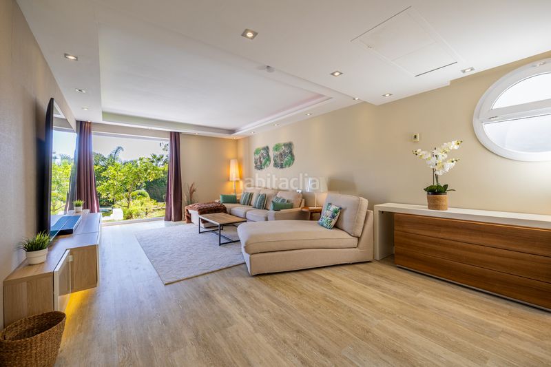 Foto 0e55fd57-4ead-46da-9687-7cb4f455598c. Lloguer casa amb aparcament piscina a Sierra Blanca Marbella