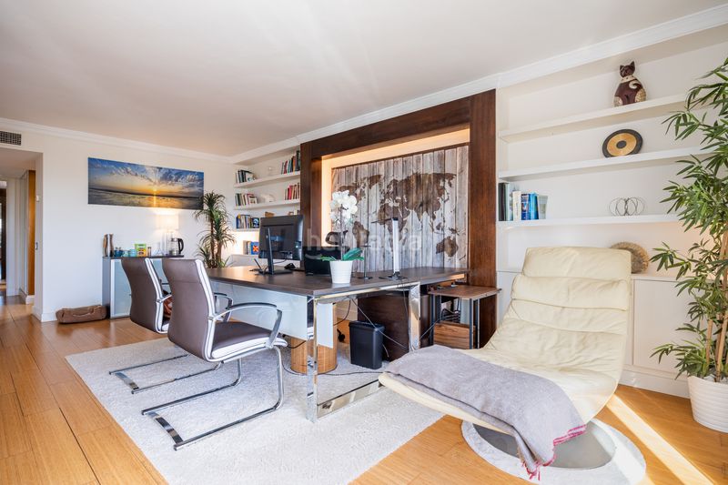 Foto 5a6e3709-7580-470b-9a06-4a455db02a10. Lloguer casa amb aparcament piscina a Sierra Blanca Marbella