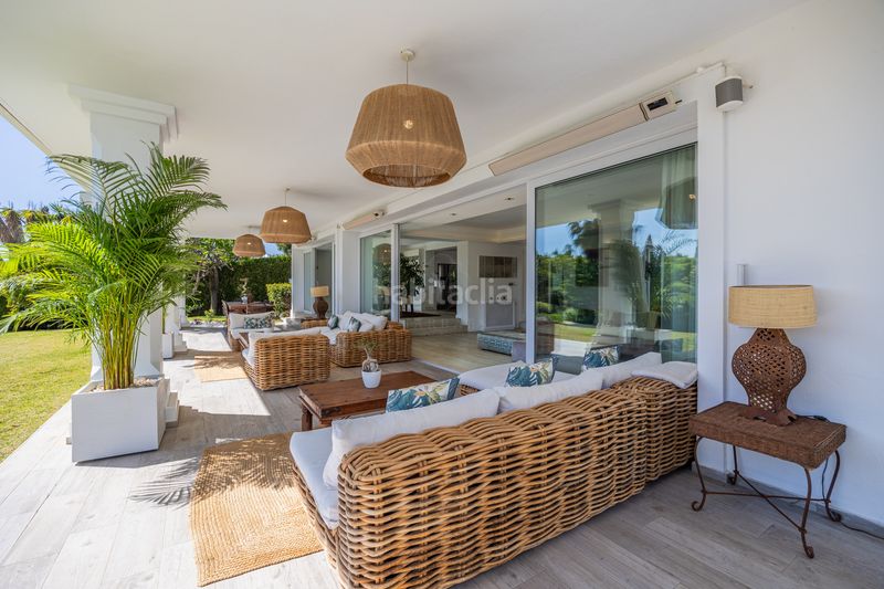 Foto 73ca53a1-c3f7-4e80-8000-d3f69a33c27e. Lloguer casa amb aparcament piscina a Sierra Blanca Marbella