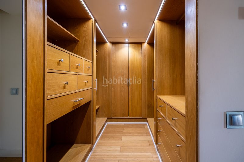 Foto 8939f58d-e43a-49c1-83e1-502ef20c4c14. Lloguer casa amb aparcament piscina a Sierra Blanca Marbella