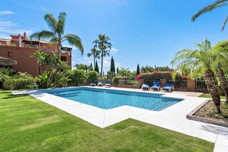 Foto a3945e64-9921-46e7-8e98-97474a5aa57b. Planta baixa amb calefacció aparcament piscina a Benahavís