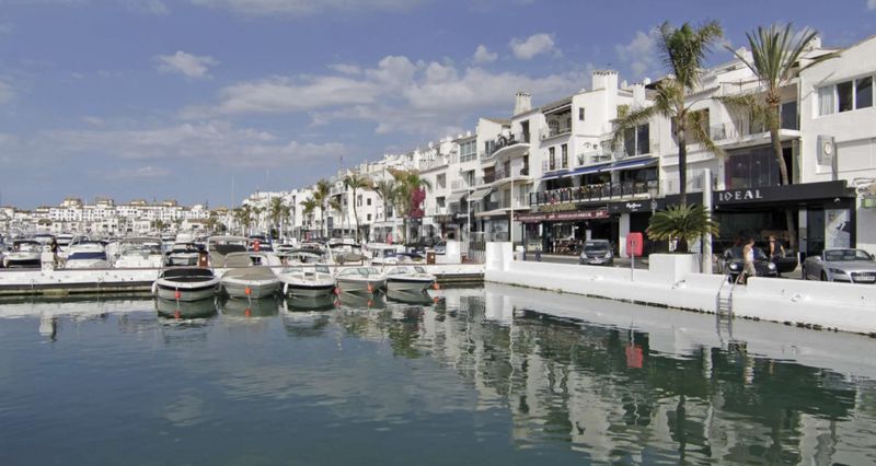 Foto 3d3ae597-4f03-4fa9-8074-a531a9e343c3. Apartament amb aparcament piscina a Nueva Alcántara Marbella