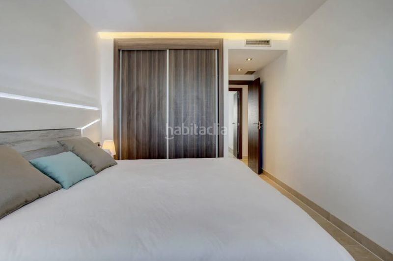 Foto 41af6e34-0f16-4388-b437-4b017dede3ae. Apartament amb aparcament piscina a Nueva Alcántara Marbella