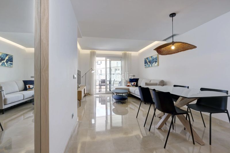 Foto 5b0be593-85c2-4030-a76d-23b40479722a. Apartament amb aparcament piscina a Nueva Alcántara Marbella