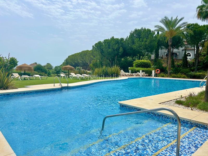 Foto 8617721e-2b3f-4c27-a1d9-c89409f3e42c. Apartament amb aparcament piscina a La Quinta Benahavís