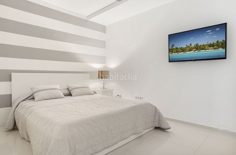 Foto 07ebaa3f-f843-4875-8081-5704c6ecdb5c. Casa amb aparcament piscina a Los Naranjos Marbella