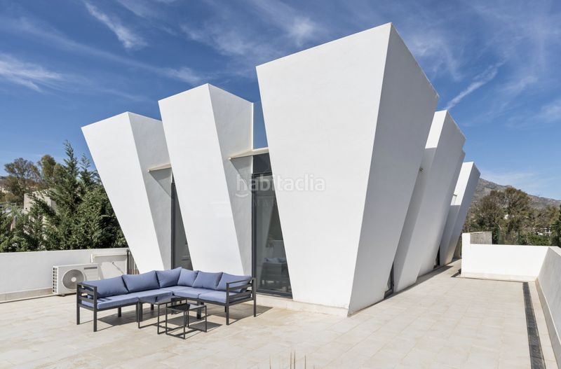 Foto f4d94f18-a1d2-4562-a92a-5f70b5dfca3b. Casa amb aparcament piscina a Los Naranjos Marbella