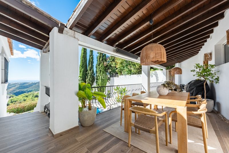 Foto 90bf9255-8309-423d-a4c5-d167ae5e790f. Casa aparellada amb aparcament piscina a Istán