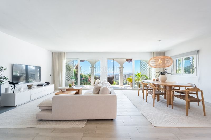 Foto e0c1d3c2-58ea-4546-a909-4ba61d099fcf. Casa aparellada amb aparcament piscina a Istán
