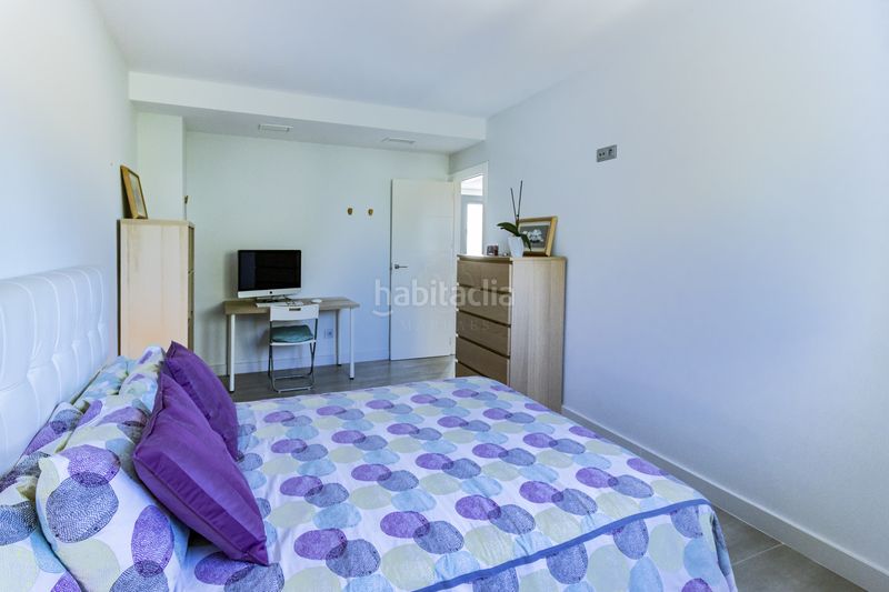Foto e2ab33b8-0db0-44f7-a324-c5ec09aea451. Casa aparellada amb aparcament piscina a San Pedro de Alcántara Pueblo Marbella