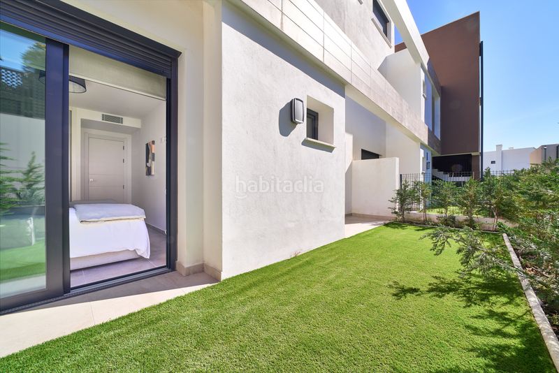 Foto aa90fe8d-9128-4809-8ebe-a690cd186540. Planta baixa amb aparcament piscina a Nueva Atalaya Estepona