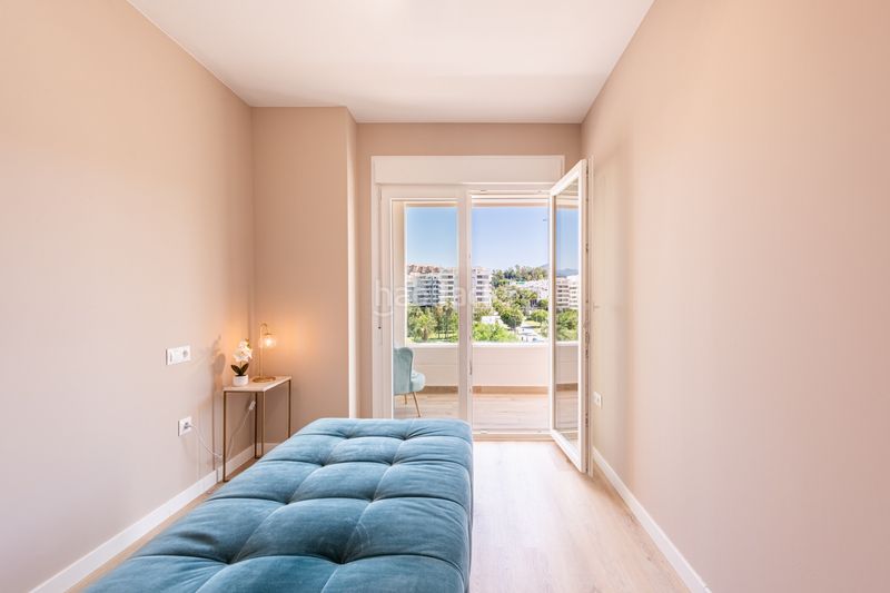 Foto 28881243-f237-4b29-88cc-29819fea14e1. Apartament amb aparcament piscina a Nueva Andalucía centro Marbella