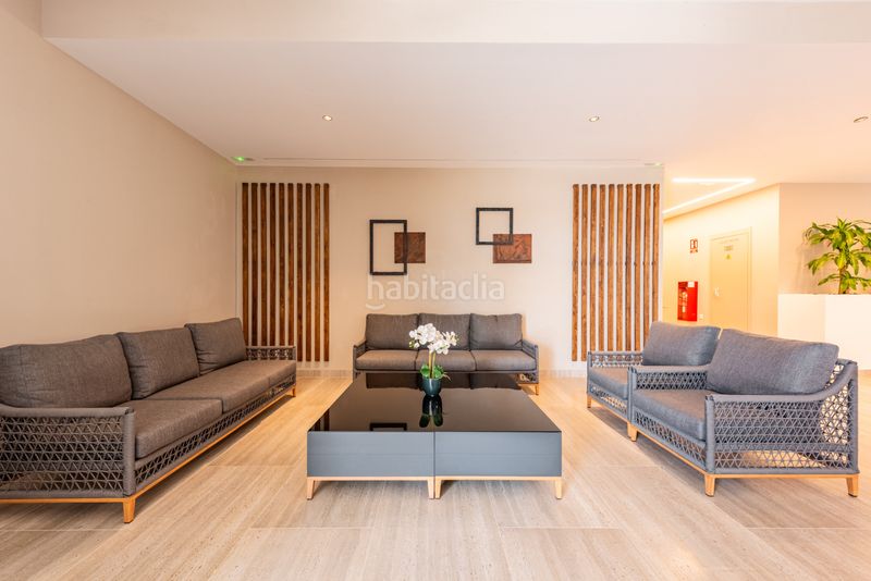 Foto a3421c27-f38a-4048-9542-c1a879758588. Apartament amb aparcament piscina a Nueva Andalucía centro Marbella