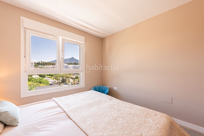 Foto dc3b39ca-b5bd-4392-8e13-4cb81a5dbd8f. Apartament amb aparcament piscina a Nueva Andalucía centro Marbella