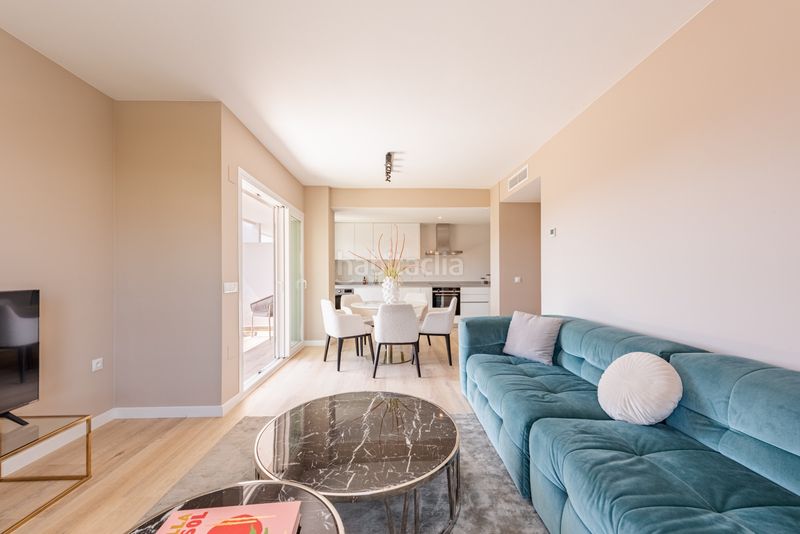 Foto e791c55d-9c4f-4820-b0ee-2a920ba0d8e6. Apartament amb aparcament piscina a Nueva Andalucía centro Marbella