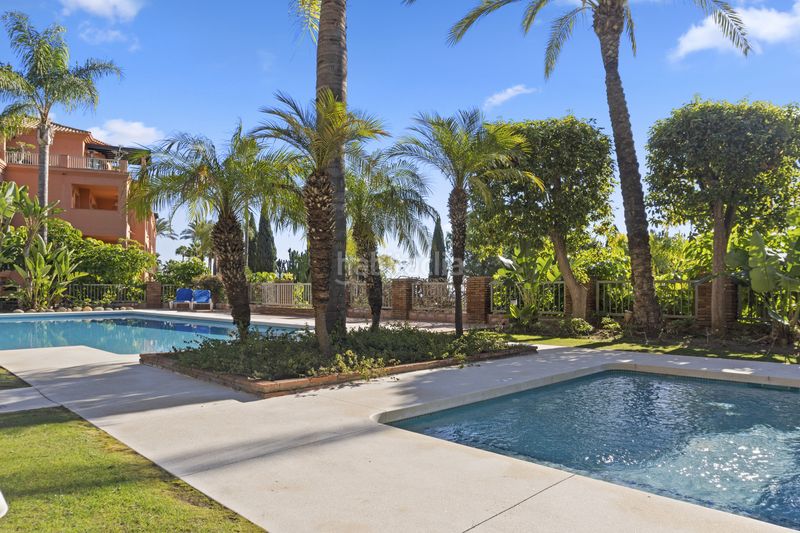 Foto 3d519939-7203-46fd-966e-cfc36e5bbe71. Apartament amb aparcament piscina a Los Flamingos Benahavís