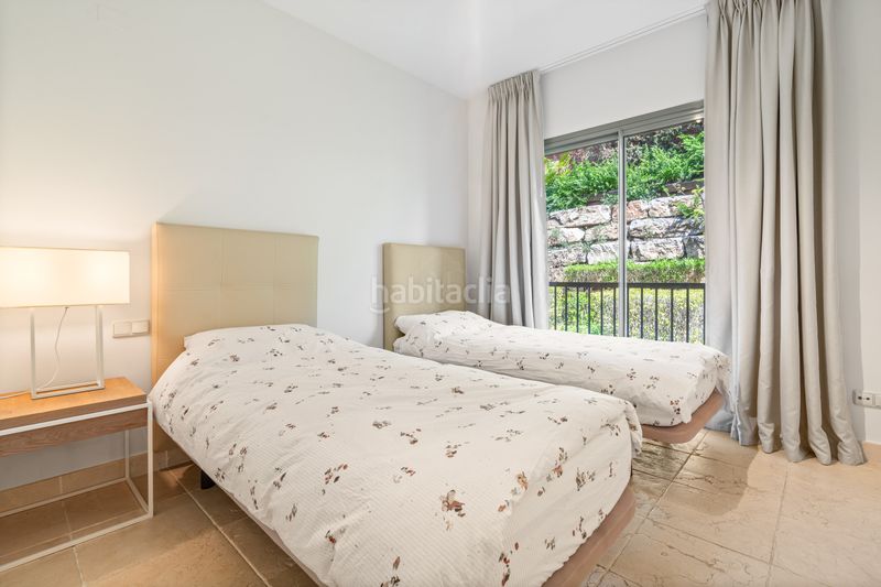 Foto 4a3b2ed3-6b0f-4ba6-8fdf-94d8bbb7a97e. Apartament amb aparcament piscina a Los Flamingos Benahavís