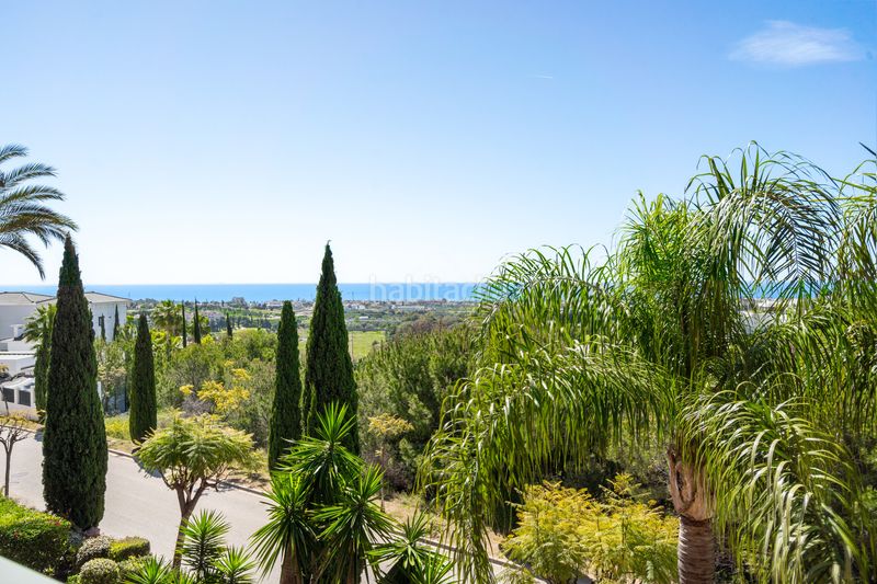 Foto b13ffafd-b755-40cc-ba77-e656a8513552. Apartament amb aparcament piscina a Los Flamingos Benahavís