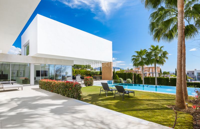 Foto 0ffb70fa-59ae-4eb2-8146-7561dd413a0a. Casa amb aparcament piscina a Los Flamingos Benahavís