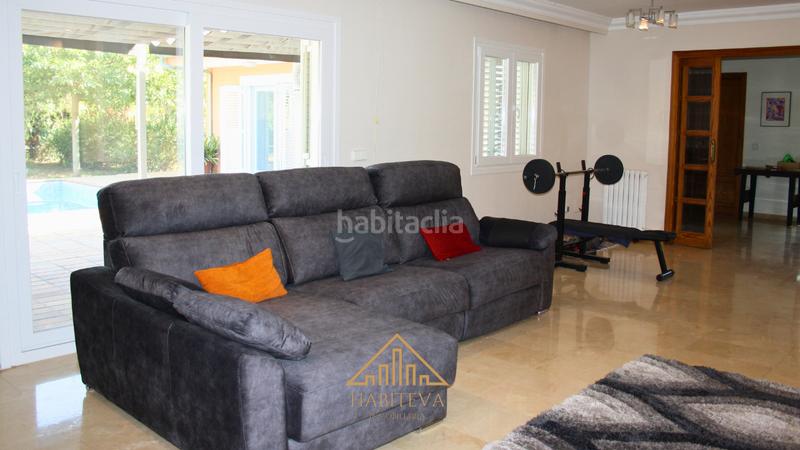 Foto ae76f225-5c1d-4abe-bbc1-b77ee3b6caa2. Chalet con camino riscaldamento parcheggio piscina in Marratxí