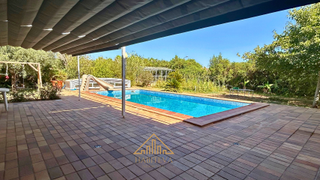Xalet a Es Garrovers. Chalet independiente con piscina