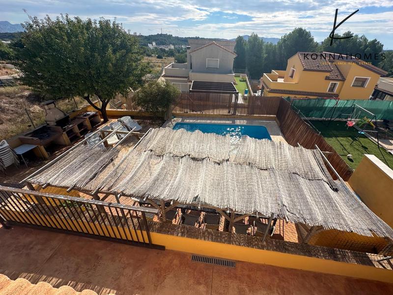 Foto cf0da35a-54c4-4f7c-9ea8-2e37d79ec34d. Casa con parcheggio piscina in Polop