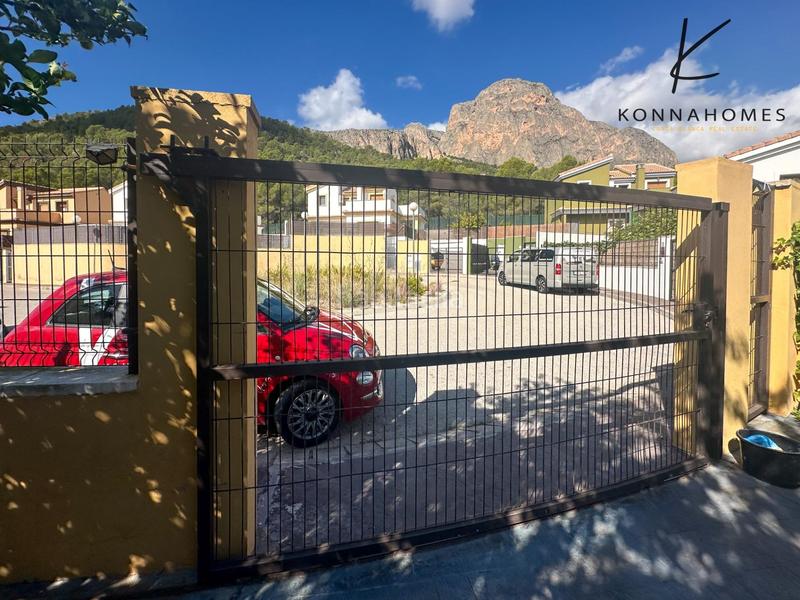 Foto d21611d6-af88-4a8e-990e-534d5e7546e9. Casa con parcheggio piscina in Polop