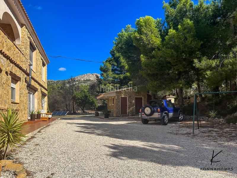 Foto 146f98a0-5fcb-40c8-8235-45c984e612f4. Chalet avec parking dans Finestrat pueblo Finestrat