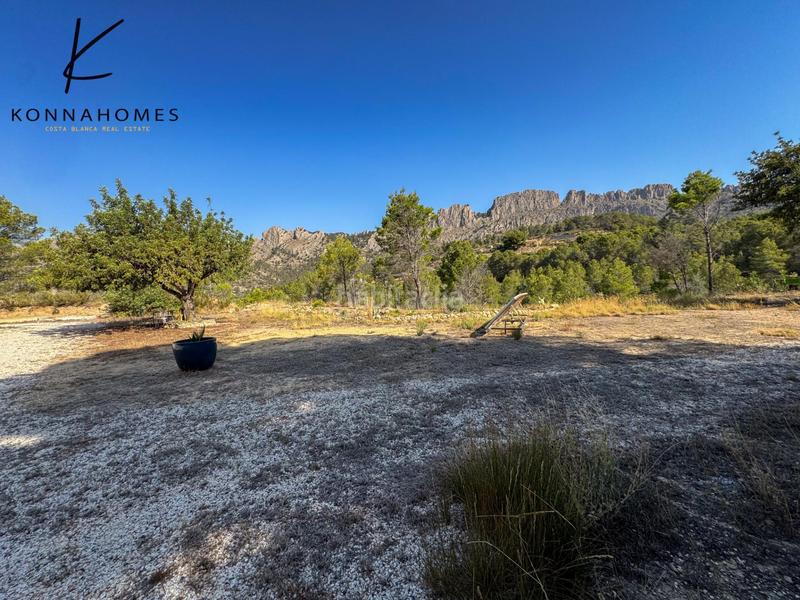 Foto f6c2c64f-d56a-4c0f-9c90-a4d0333e805c. Chalet avec parking dans Finestrat pueblo Finestrat