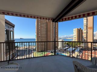 Piso en Rincón Alto. Espectacular apartamento en benidorm con vistas directas al medi
