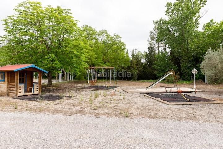 Foto 19d41a67-32e2-49ea-8341-973403f94523. Masia amb aparcament a Sant Mateu