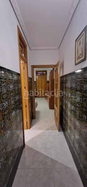 Foto df687acd-c301-4a67-851f-dc23ec70a42d. House in Plaza Illes Columbretes Castellón de la Plana