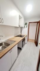 Rent Flat in Parque RIbalta - Plaza de Toros. Piso en castellón de cuatro habitaciones en alquiler en agosto p