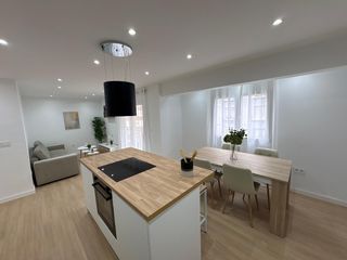 Pis a Zona Avenida del Mar. Venta de vivienda de 3 dormitorios zona museo