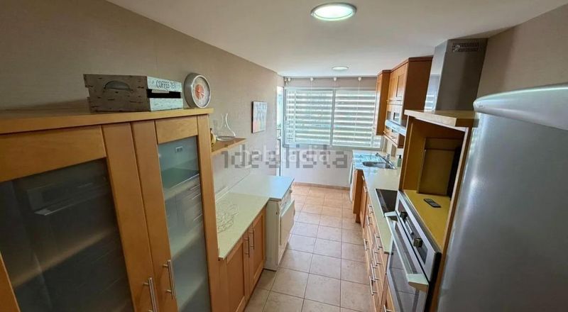 Foto 0b1aab3c-4d81-4c2d-b1c4-40fb6c25939e. Apartament amb aparcament piscina a La Curva Benicasim / Benicàssim