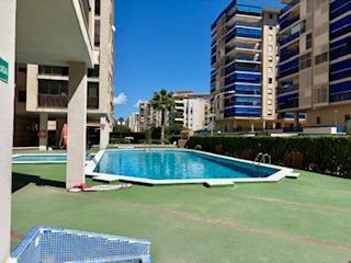 Apartament a La Curva. Apartamento en benicàssim de tres dormitorios, gran terraza, tra