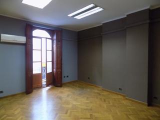 Alquiler Oficina en Casco Histórico. Oficinas en pleno centro de castellón ideal para actividad profe