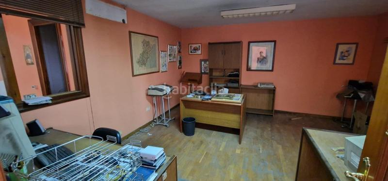 Foto be06dcba-cf7b-4ecf-b5c7-1e9e576aeb87. Local comercial local con muchas posibilidades en Castellón de la Plana