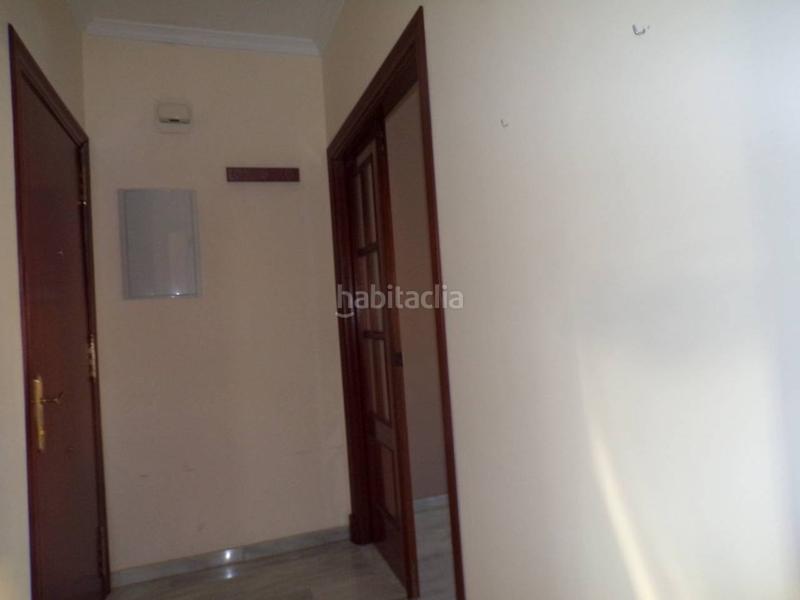 Foto 9990ecd4-7260-426c-b9bd-a11c58d4fc69. Location appartement avec parking piscine dans El Altillo Jerez de la Frontera