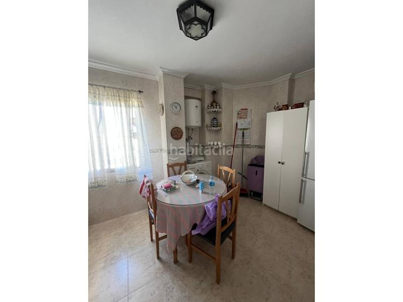 Foto ed33ca82-9fa9-4cf2-a78e-3790baef5622. Piso  en cadiz, en avenida de la sanidad publica en Cádiz