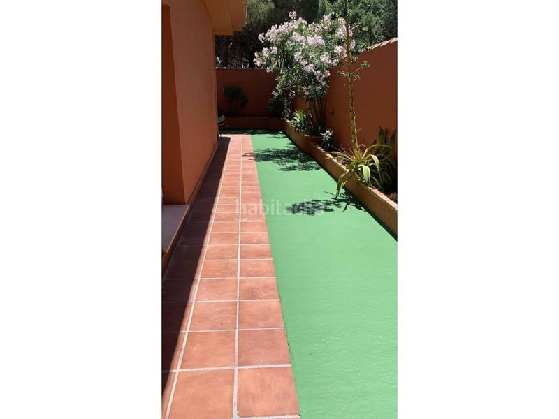 Foto 1a35f732-f65e-4e54-b1cf-a643a347318d. Xalet amb piscina a La Barrosa Chiclana de la Frontera