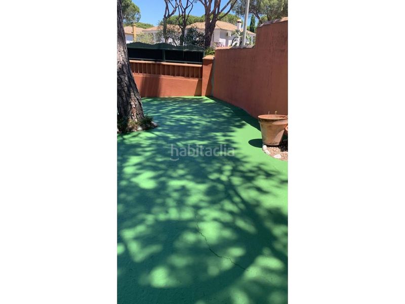 Foto a0966b8e-ed04-490e-b9c8-75b1209e7023. Xalet amb piscina a La Barrosa Chiclana de la Frontera