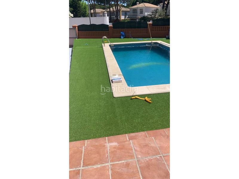 Foto fddda0b1-7f91-44a6-bbfb-80012534605e. Xalet amb piscina a La Barrosa Chiclana de la Frontera