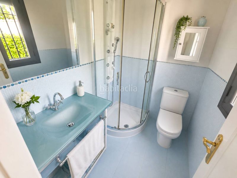 Foto 1b198d75-d6bd-4269-b3b2-48d498ea9723. Casa aparellada amb aparcament piscina a Núcleo urbano Chiclana de la Frontera