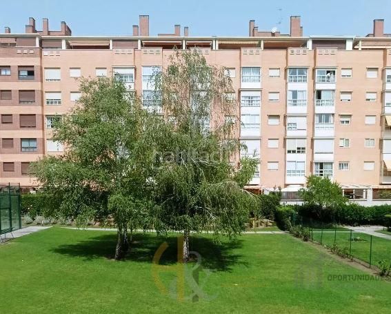 Foto 41240b3e-fb8a-498a-9c8c-92c76c00069a. Piso  en Rejas Madrid